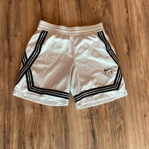 Nike girls basketball shorts size large WHITE